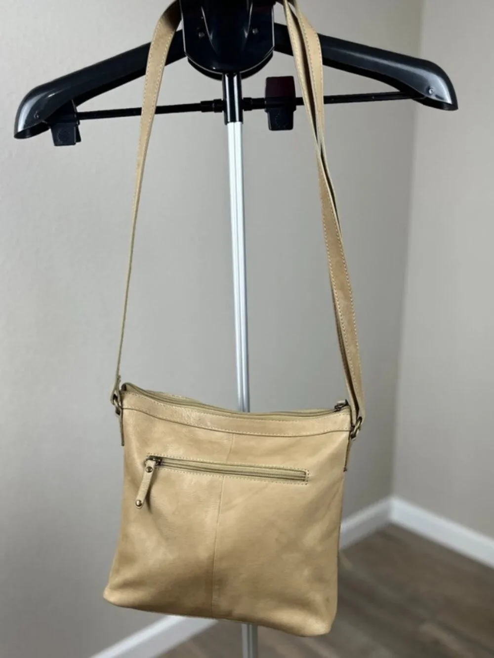 Børn Tan Genuine Leather Woven Crossbody Bag Multi Pocket
